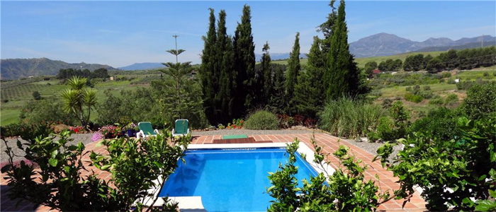 Rural 3 Bedroom Apartment in Andalucia (Alora/Pizarra)