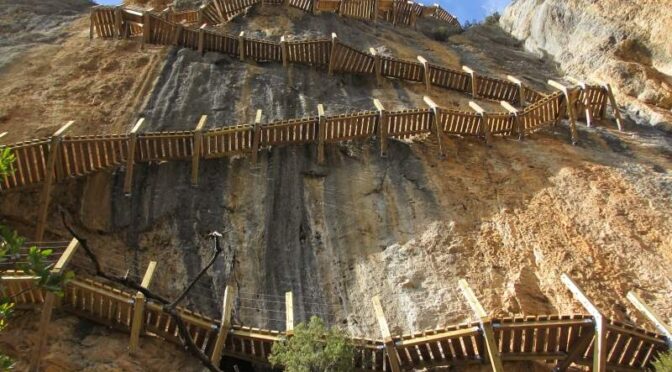 9 Alternatives to the Caminito del Rey
